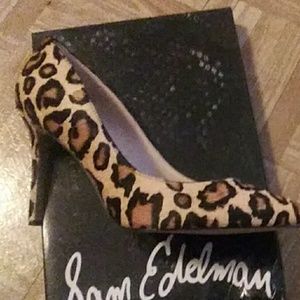 Sam eldermam cheetah heels
